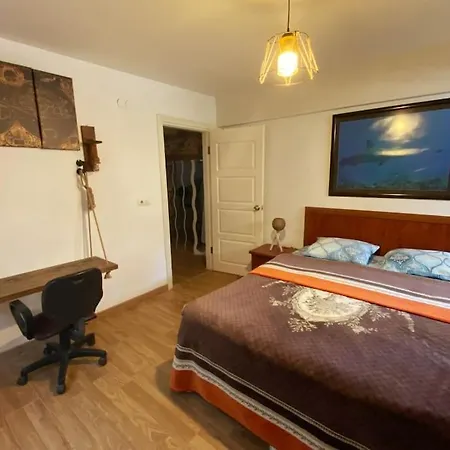 Duplex House In Marina Near Center Apartament
